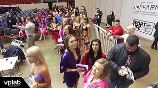 Sexy bikini show