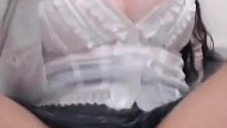 Secretary Squirts in the Bath