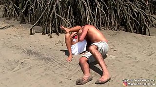 Creamed Pussy Got Anal Sex In Middle Of A Beach