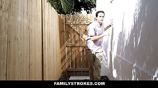 Black sister-in-law fucked before fellating