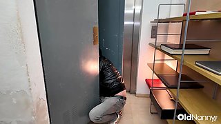 Plumber Cris Angelo Fucks Tattooed mommy