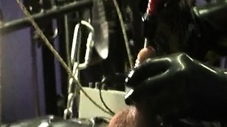 Mature brunette hookup amateur milf gives blowjob