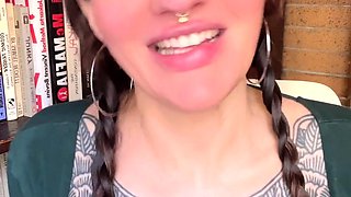 Brunette Solo Webcam Masturbation
