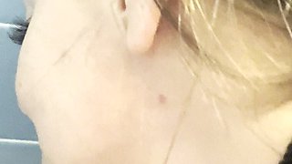 Beautiful Fat Booty MILF Cums in the Shower