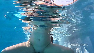 Goldenshower and Underwater Sex with Amuse De Rauch