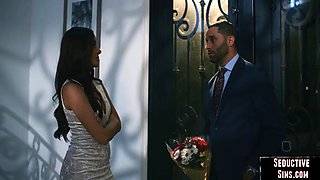 Cockhungry latina pounded in missionary