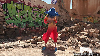 Colours Under the Sun. Hotkinkyjo Walk, Self Fisting Her Ass & Anal Prolapse Outdoor