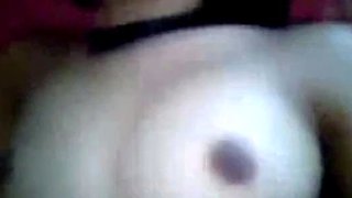 Beautiful Indonesian Babe Gives Blowjob