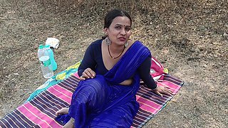 Desi Indian Married Kavita Teacher Fuck with Tatya Student in Jungle