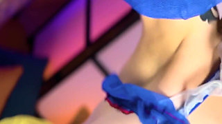 Crazy Snow White Dancing