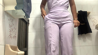 Kinky camera in public bathrooms AMATEUR REAL VIDEO