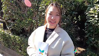 Amateur Asian Stunner Miss Alice Tsukishima In Her First-ever Pornography - Missalice