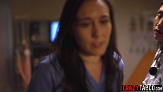 Panic nurse asked doctor for the help