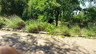 I Caught a Sexy MILF in the Park for a Sex Party