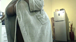 Black Mature Woman Booty Flashing and Boobs Tease
