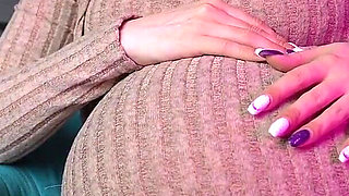 Pregnant Boss Makes Her Best Worker Feeling Good