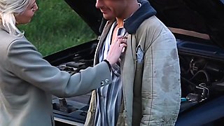 Homemade amateur blonde teen blowjob and cumshot