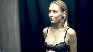 18-25 scene with enchanting Little Puck from Vored