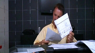 Hot Secretary Wants the Boss