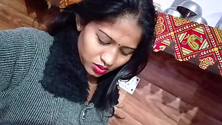 Dudh wale ne jawan Malkin ko akele me pakad ke choda