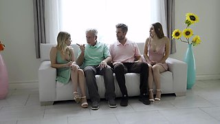 Coco & Jay's wild threesome: Blowjobs galore