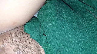 Licking a Full Pussy