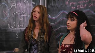 Lezzy Teenagers Trade Snatch for Professor Rod