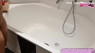Deutsche Latina Wird Im Badezimmer Hart Gefickt