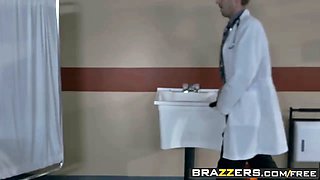 Brazzers - doc adventures - Ariella Ferrera Danny D - wet