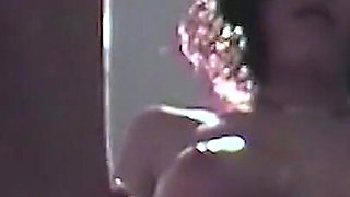 Amateur masturbation in the bathroom