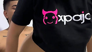 Big Ass Latina Neighbor Arrives on the Internet and Ends up Fucked When She Sees My Huge Cock