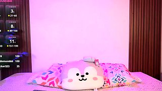 Cute blonde amateur webcam teen masturbating