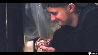 Female Security Girl Tricked Into Giving Handjob - Italian Babe Time Stop Freeze Porn With Freeuse Fantasy, Sam Bourne And Layla Scarlett