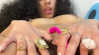 FULL: Hairy goddess getting wet in real time