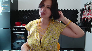 Three fingers in her mouth for moaning she thrusts