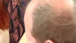 Redheaed Teen 18+ Wird Beim Casting Gefingert Und Hart Gefickt