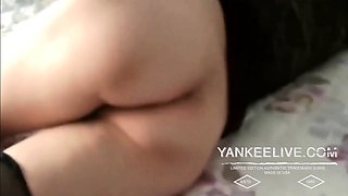 Horny Chinese MILF Mom Satisfies Herself