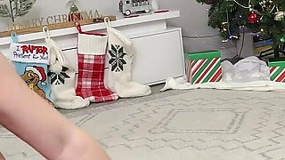 Little Step Sis Got Me the Wrong Gift - Penelope Snaps