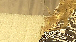 Giantess Stepsister Swallows Him the Potion Wears off