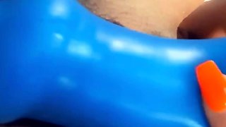 Webcam fun mature brunette with toys cum on cam