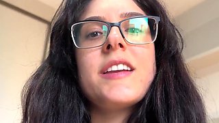 Glassed up nerdy stepmom jerks my dick off and ruins my orgasm
