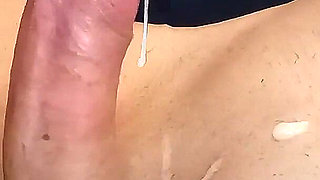 She Uses a Big Banana on a Big Dick to Make Him Cum Fast