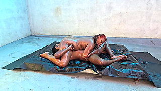 Oil Bath and Hard Fuck Sexy Bath with Couple Nilmini Sheron Dushantha Don