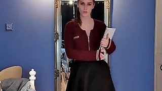 Hot amateur webcam teen masturbates for their fans