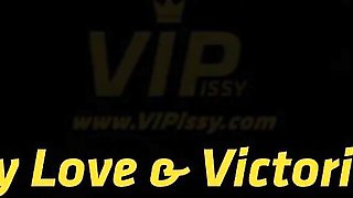 VIPissy featuring Tiffany Love's close up xxx