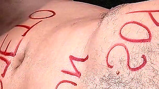 Two Very Latinas Suck the Dicks of Some Statues