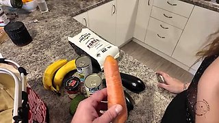 Heidi Blaze Vegan Pussy Stretching With Fresh Veggies - Extreme Insertion Milf