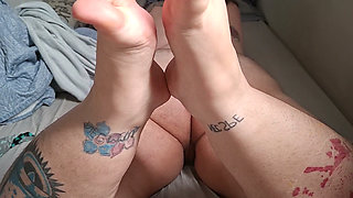 Close up BBW Feet - Short Toenails, No Nail Polish