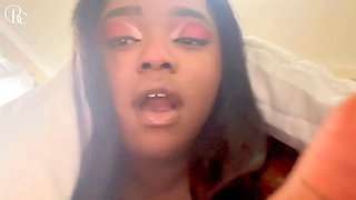 Hooters Girl Gets 3 Cumshots as a Tip
