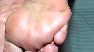 Sexy Mature Soles & Foot Job Aunty Ann Plays with Her Pussy up Close